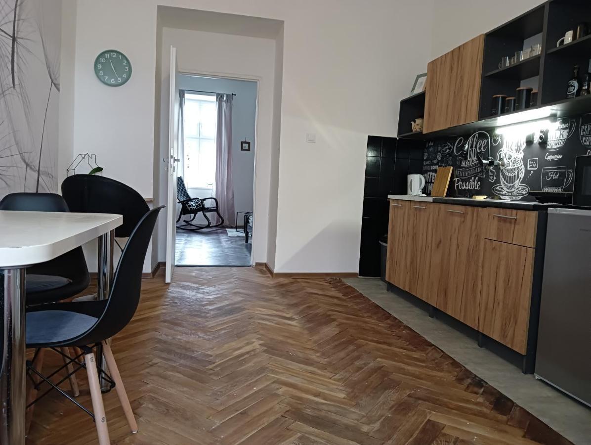 Apartman Hybesova2 ブルノ エクステリア 写真